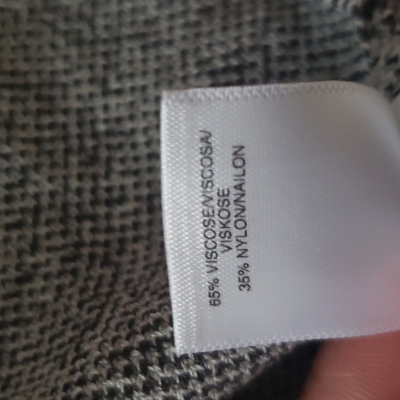 Preloved XL Women's Black and White Racheal Roy Sweater - Picture 7 of 7